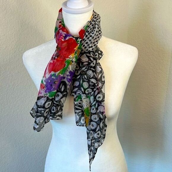 Pretty Abstract Floral Neck Scarf - Picture 1 of 3